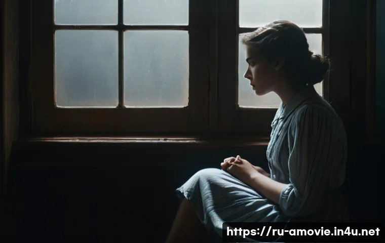 홍콩영화  가위손  비슷한 장르 찾기 - A mysterious, dimly lit room with contrasting shadows and muted colors, capturing a psychological dr...
